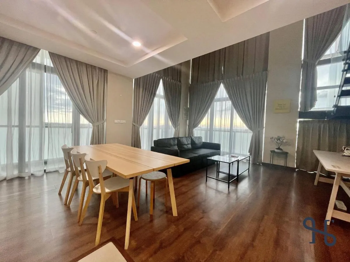 Homesuite' Home At Riverson Soho Kota Kinabalu 0*,  Malásia